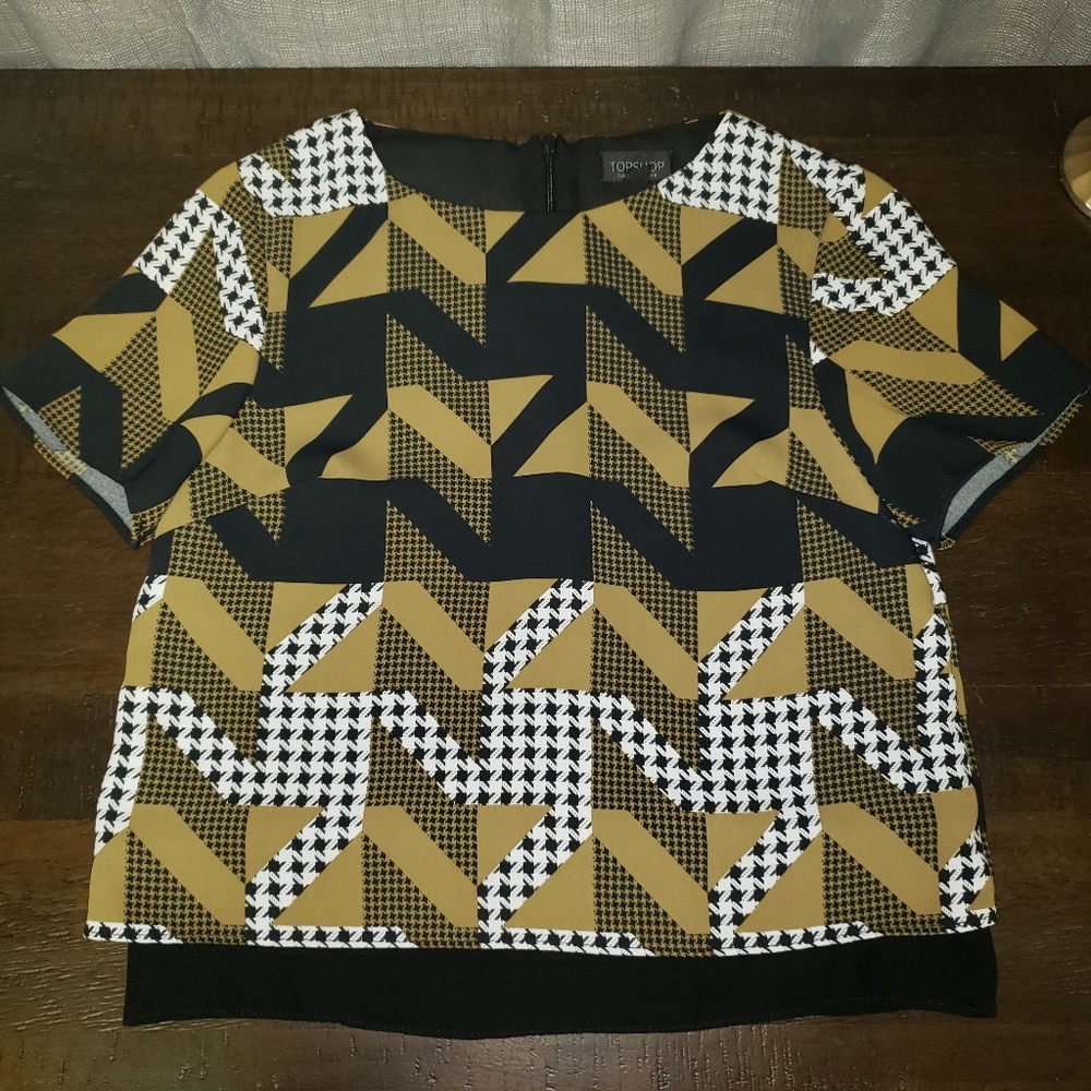 Topshop Geometric Pattern Top - Picture 3 of 6